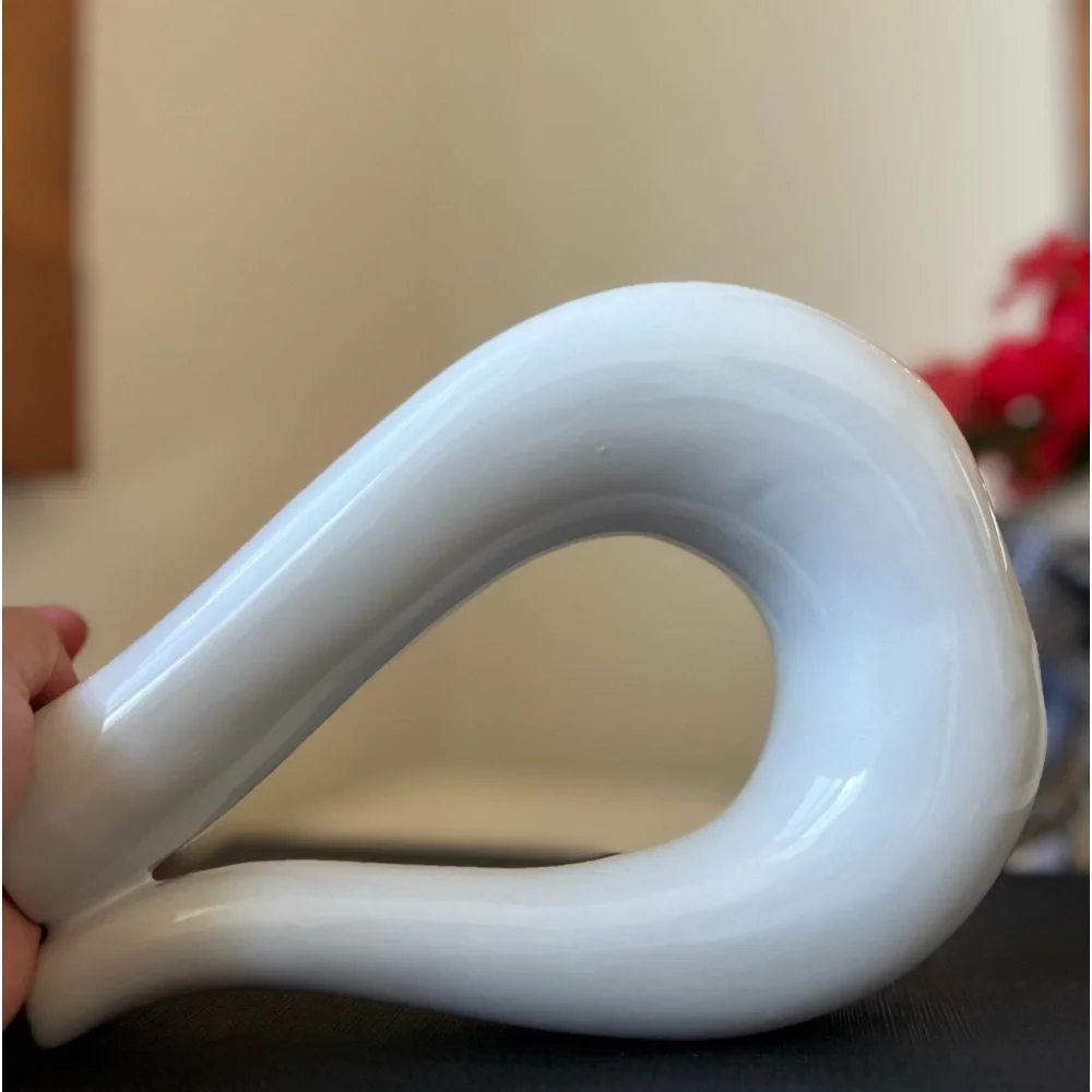 White Ceramic Vase Set of 2 for Modern Home Decor, Round Matte swan Vases for P